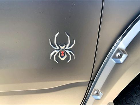 Used 2022 RAM 1500 Laramie image 9