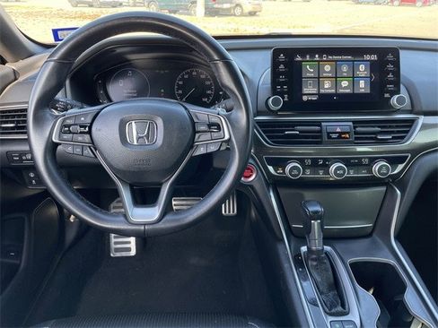 Used 2020 Honda Accord Sport image 10