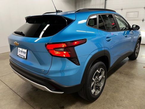 New 2026 Chevrolet Trax LT w/ Driver Confidence Package FWD image 3