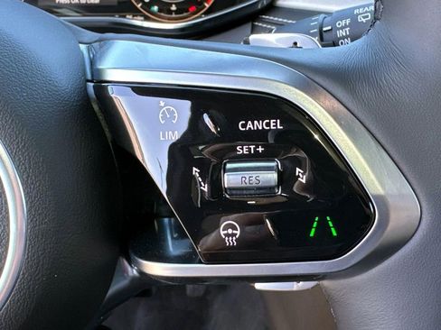 New 2025 Jaguar F-PACE R-Dynamic S image 24