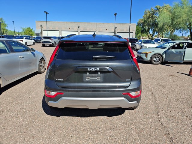Used 2025 Kia Niro LX FWD image 12