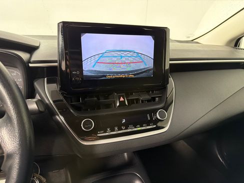 Used 2023 Toyota Corolla LE FWD image 14