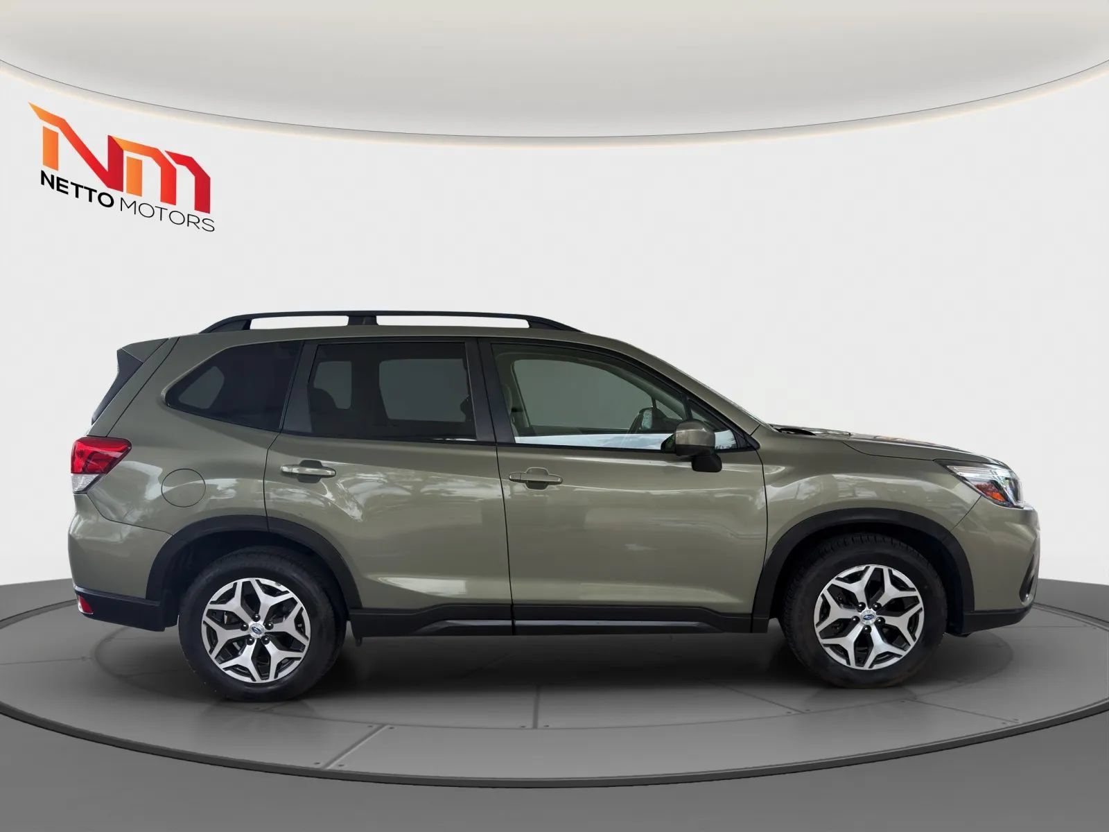Used 2020 Subaru Forester Premium AWD/4WD image 6