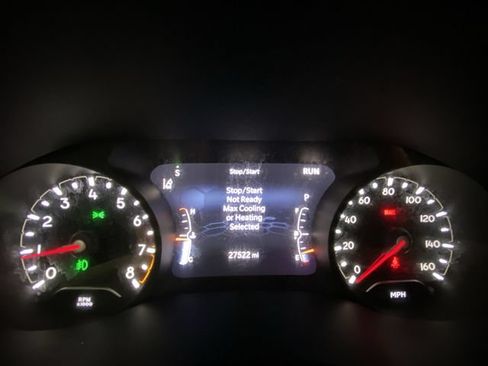 Used 2022 Jeep Compass Latitude AWD/4WD image 15