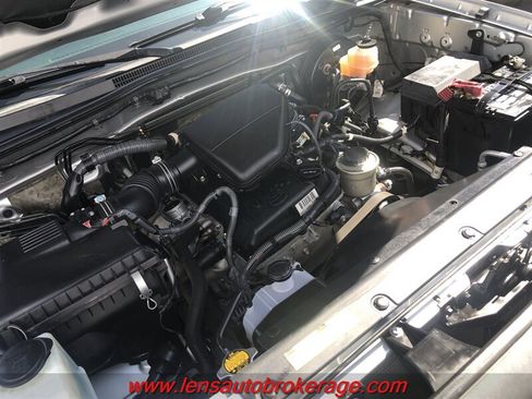 Used 2011 Toyota Tacoma 2WD Double Cab w/ Convenience Pkg image 23