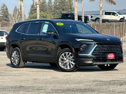 Used 2025 Buick Enclave Preferred image 2