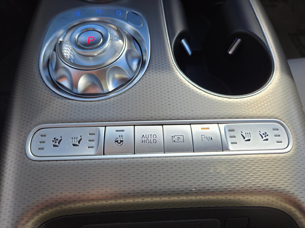 Used 2023 Genesis GV60 Performance AWD/4WD image 34