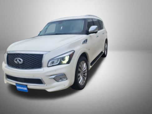 Used 2017 INFINITI QX80 4WD w/ Deluxe Technology Package image 1