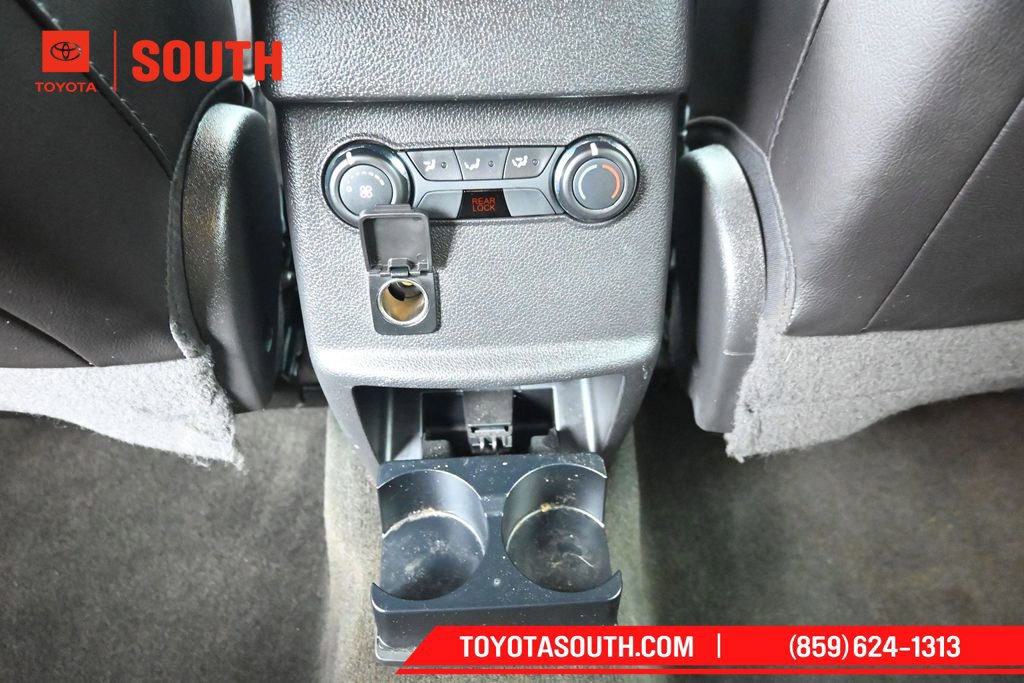 Used 2013 Ford Explorer XLT AWD/4WD image 25