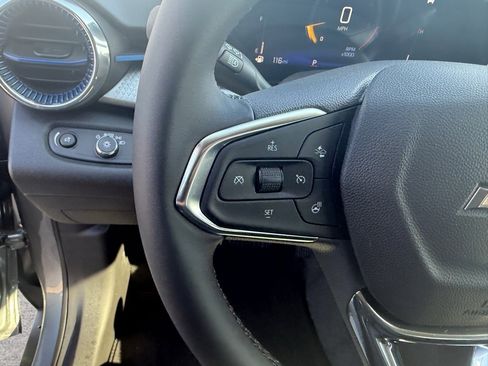 New 2026 Chevrolet Trax LT w/ Sunroof Package image 24