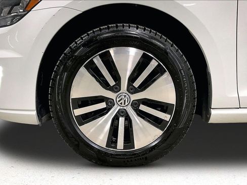 Used 2019 Volkswagen e-Golf SE w/ Driver Assistance Package image 33