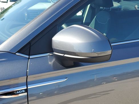 Certified 2023 Volkswagen Taos SE w/ Panoramic Sunroof Package FWD image 13