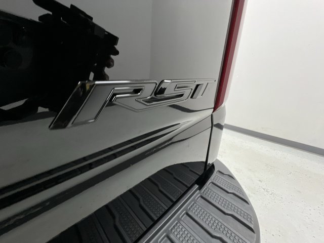 Certified 2025 Chevrolet Silverado 1500 RST w/ Rally Edition AWD/4WD image 33