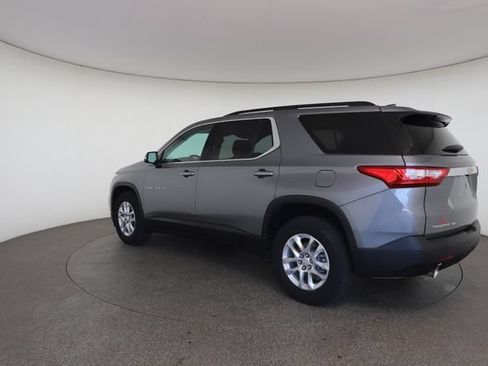 Used 2021 Chevrolet Traverse LT w/ LPO, Floor Liner Package AWD/4WD image 11
