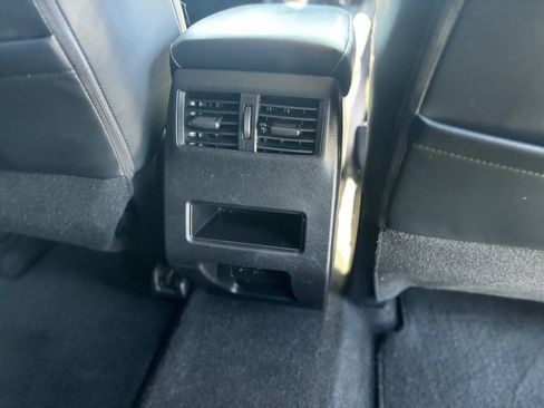 Used 2023 Mitsubishi Outlander SE FWD image 22