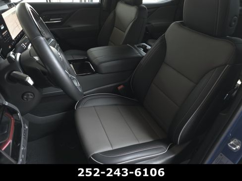 Used 2026 Chevrolet Silverado EV Trail Boss AWD/4WD image 10