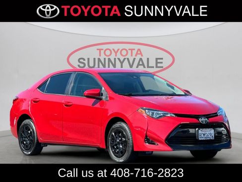 Used 2018 Toyota Corolla LE FWD image 10