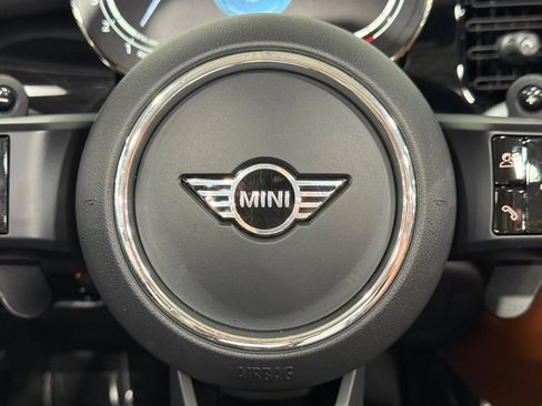 Used 2022 MINI Cooper S image 28