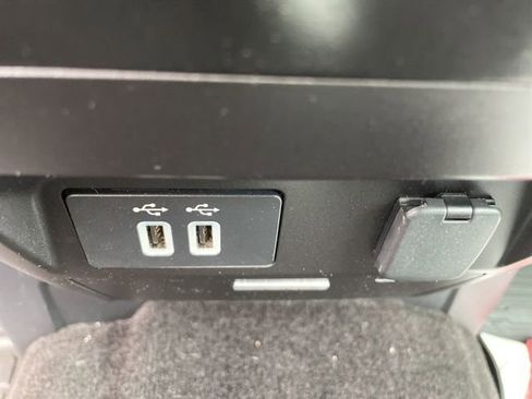 Used 2018 Ford F150 XLT w/ Equipment Group 302A Luxury image 28