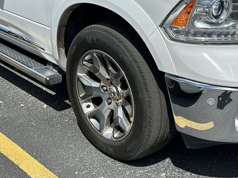 Used 2017 RAM 1500 Limited AWD/4WD image 9
