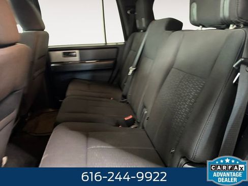 Used 2015 Ford Expedition XLT AWD/4WD image 21