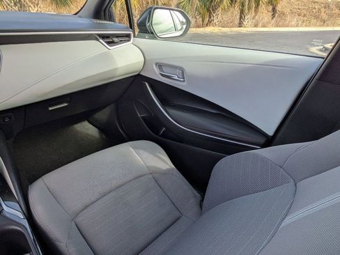 Used 2024 Toyota Corolla SE w/ SE Premium Package image 16