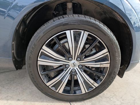 Used 2022 Volvo XC60 B6 Inscription w/ Protection Package Premier image 9