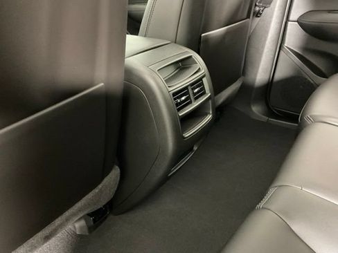 Used 2024 Cadillac XT5 Premium Luxury w/ Technology Package FWD image 15