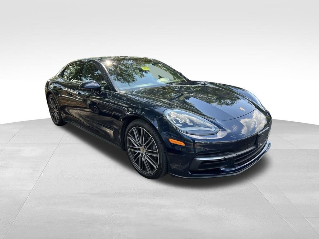 Used 2017 Porsche Panamera 4 AWD/4WD image 4