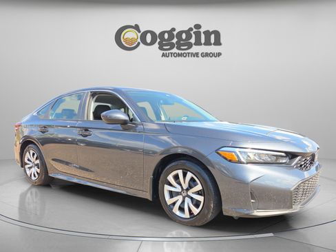 Used 2026 Honda Civic LX image 8