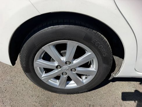 Used 2015 Toyota Yaris LE FWD image 31