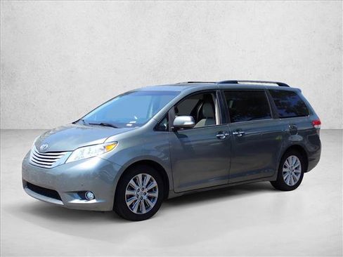 Used 2013 Toyota Sienna Limited w/ Premium Pkg AWD/4WD image 11