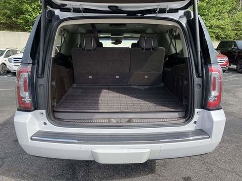 Used 2019 GMC Yukon XL Denali w/ Open Road Package AWD/4WD image 12