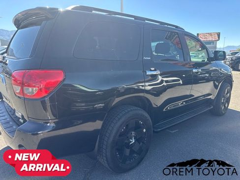 Used 2010 Toyota Sequoia Platinum AWD/4WD image 4