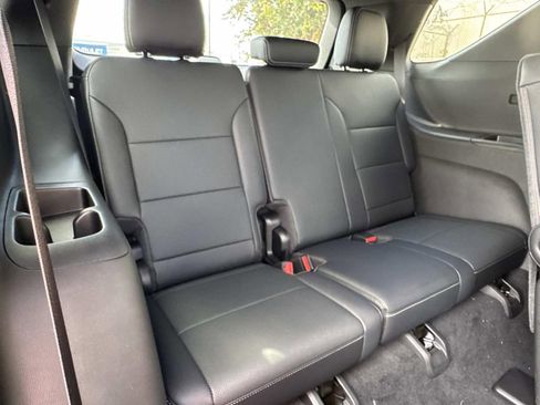 New 2026 Chevrolet Traverse LT w/ Driver Confidence Package image 8