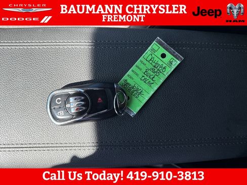 Used 2025 Buick Encore GX Preferred FWD image 28