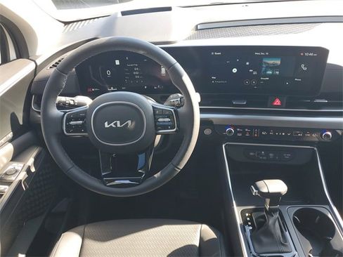 New 2026 Kia Carnival SX Prestige image 19