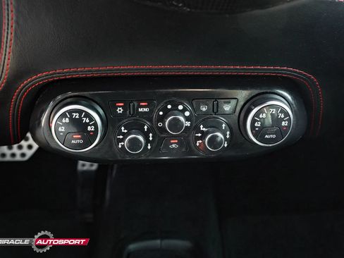 Used 2011 Ferrari 458 Italia Coupe RWD image 33