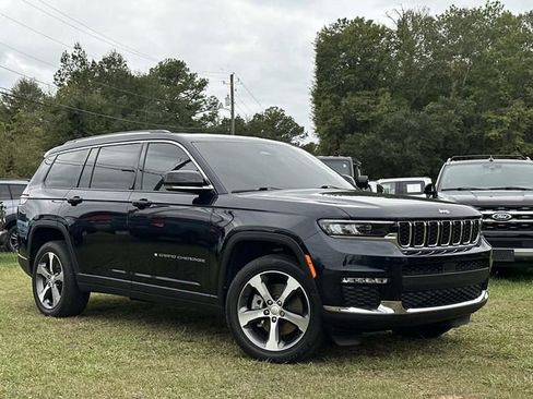 Used 2023 Jeep Grand Cherokee L Limited image 9