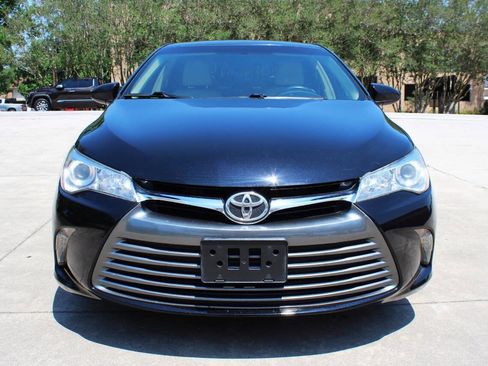 Used 2015 Toyota Camry XLE FWD image 5