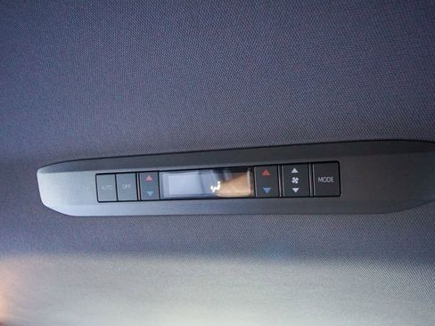 Used 2023 Toyota Sienna XSE image 33