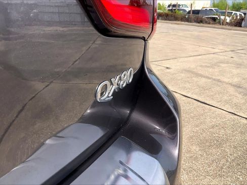 Used 2023 INFINITI QX80 Luxe w/ Cargo Package RWD image 10