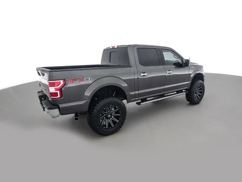 Used 2018 Ford F150 XLT w/ Equipment Group 302A Luxury image 5