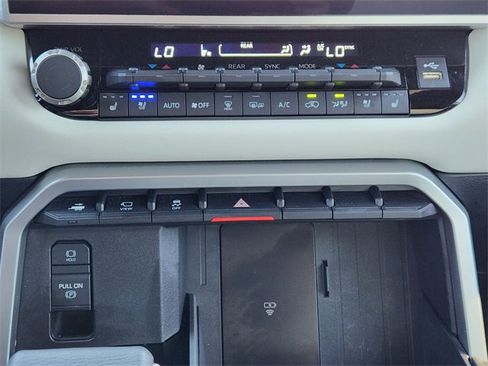 Certified 2025 Toyota Sequoia Capstone image 14