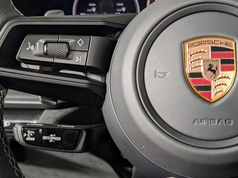 Certified 2026 Porsche 911 GT3 RWD image 35