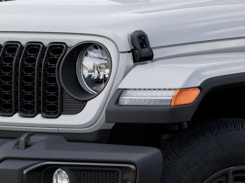 New 2025 Jeep Gladiator Sport AWD/4WD image 35