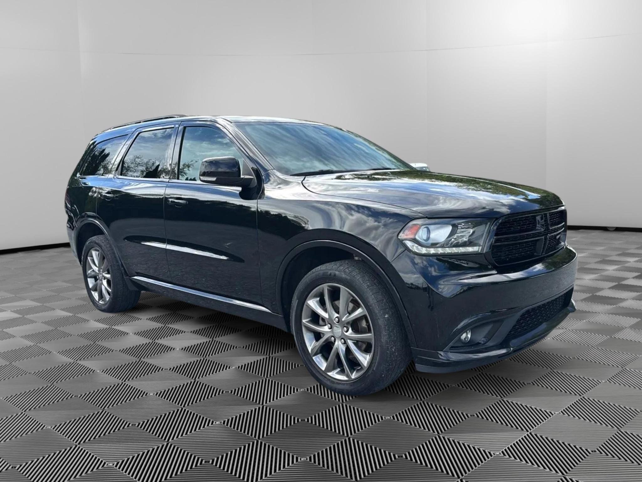 Used 2017 Dodge Durango GT w/ Premium Group AWD/4WD image 2