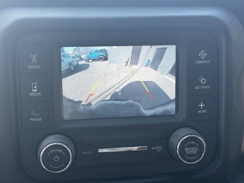 Used 2019 Jeep Wrangler Unlimited Sport S AWD/4WD image 10