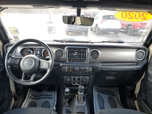 Used 2020 Jeep Gladiator Sport w/ Quick Order Package 24S image 16