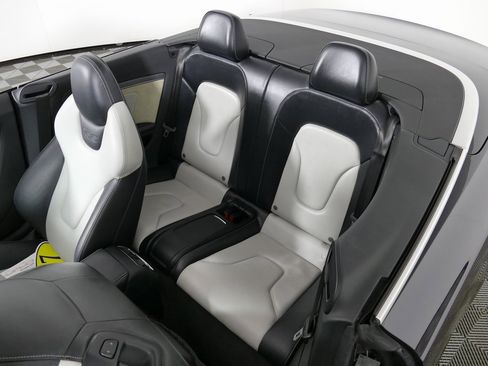 Used 2017 Audi S5 3.0T Cabriolet w/ Technology Package image 28